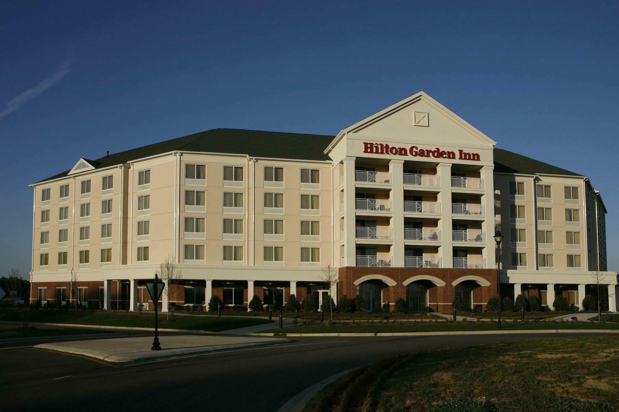 Hilton Garden Inn Roanoke Rapids Esterno foto